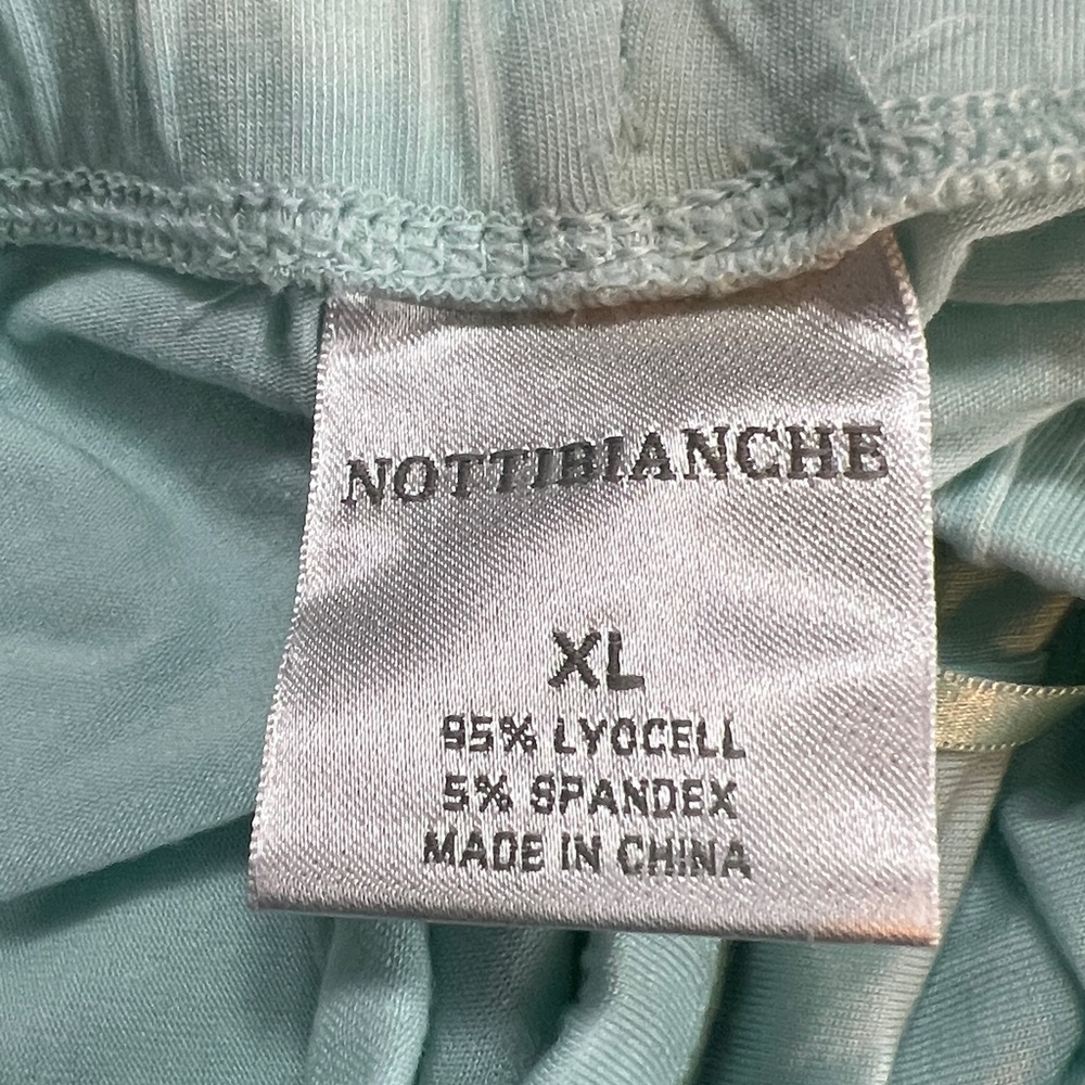 NOTTINIANCHE Size XL (1)Light Blue-Green (1)Purple & White Sleep Shorts - Picture 5 of 5